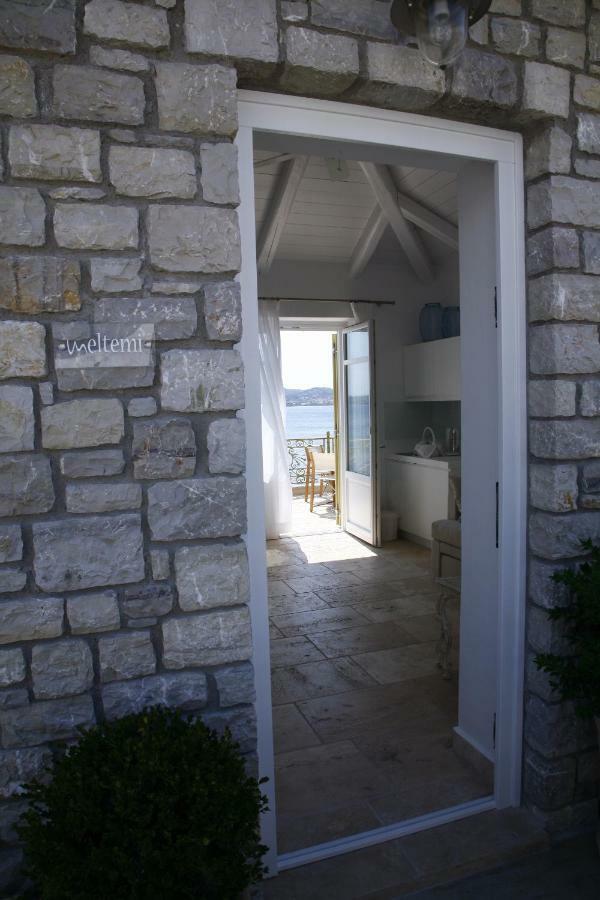 Bed and Breakfast Mourayio Ermioni Exterior foto